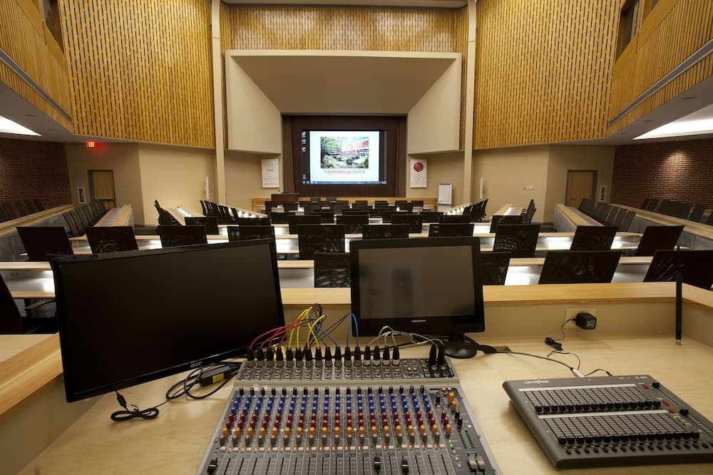 The University of Georgia Center for Continuing Education & Hotel gallery photo in Athens, GA — image 63