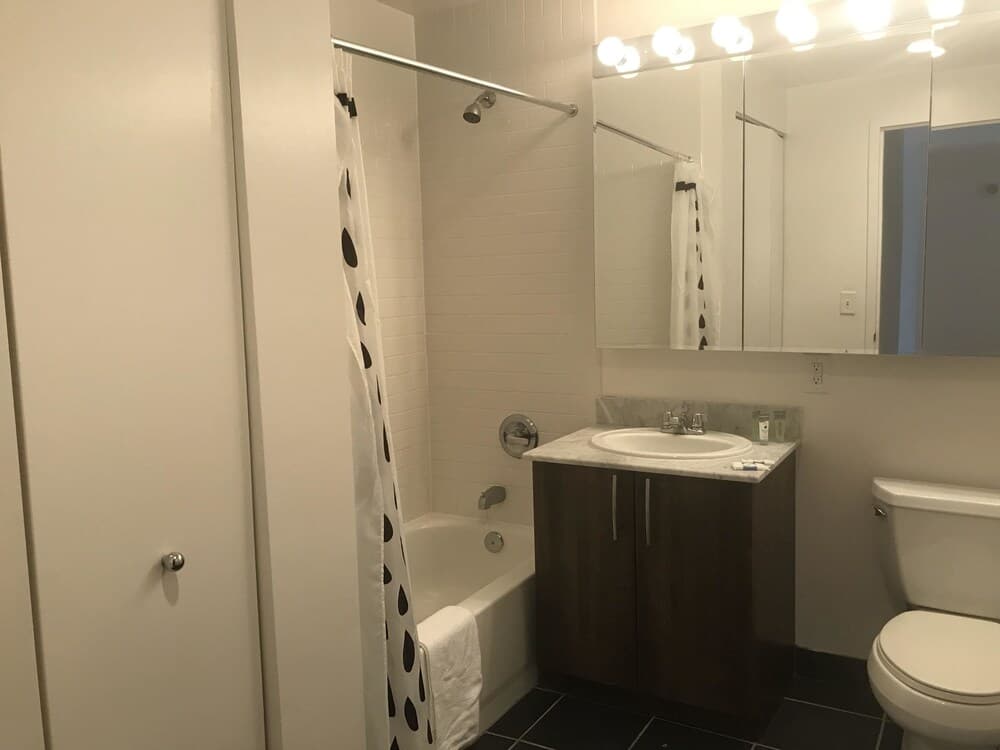 Downtown Luxury Suites gallery photo in Jersey City, NJ — image 4