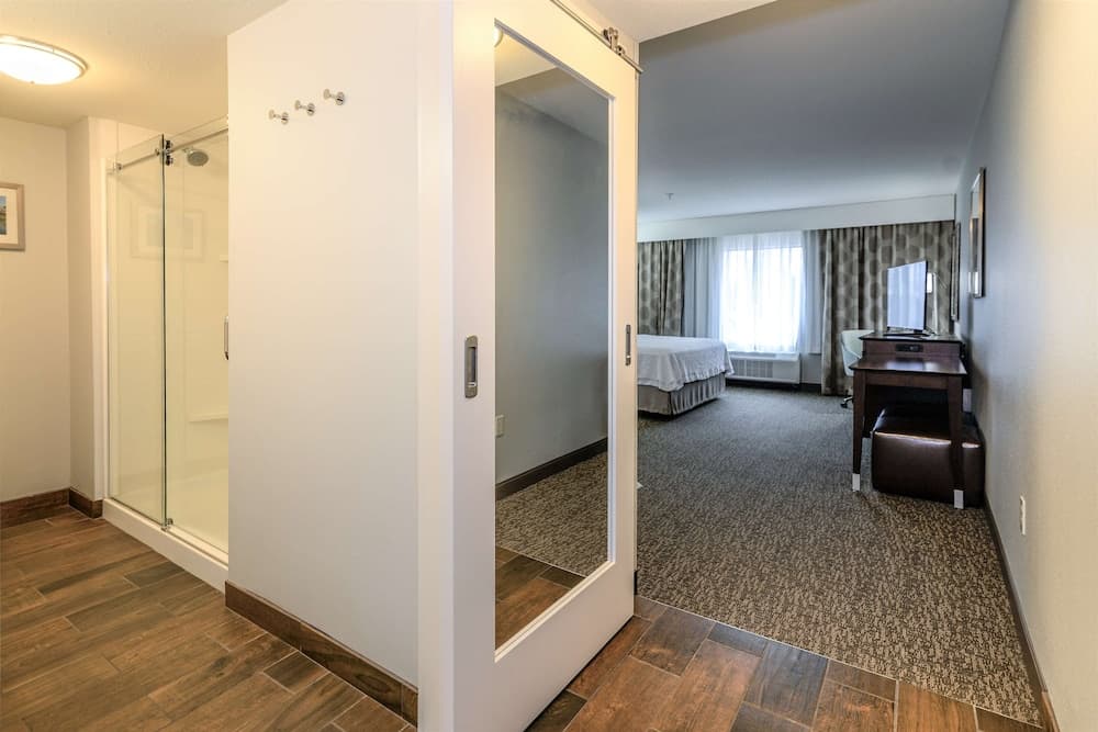 Hampton Inn Brighton gallery photo in Brighton, MI — image 17