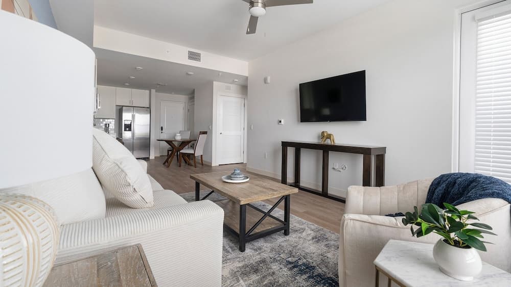Landing Apartments - Cape Coral property views in Cape Coral, FL — gallery photo 3