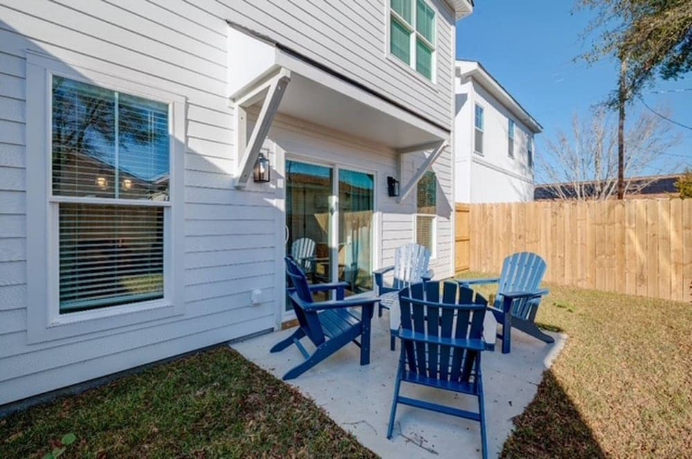 Dreamland interior in Wilmington, NC — gallery photo 2
