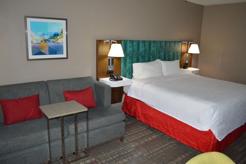 Best Western Plus Clinton/Jackson property views in Clinton, MS — gallery photo 3