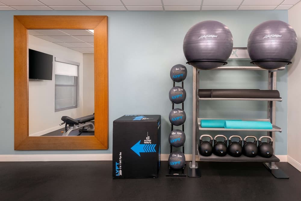 Hampton Inn Bonita Springs/Naples-North gallery photo in Bonita Springs, FL — image 8