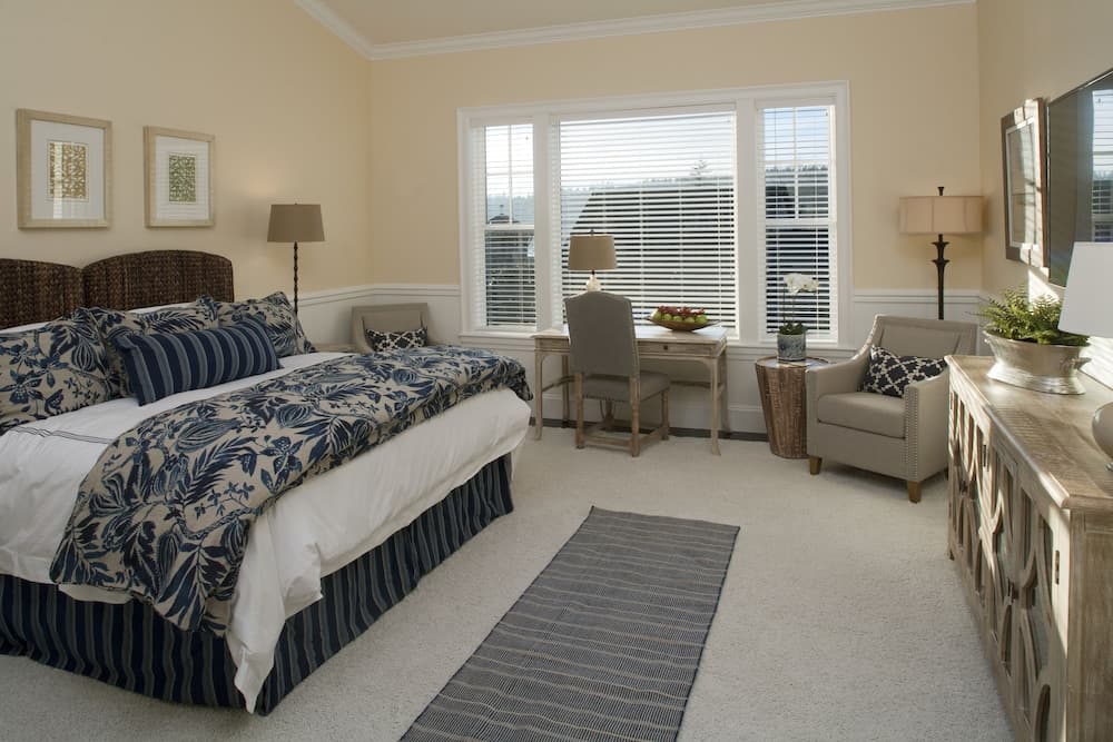 The Inn at Pleasant Beach gallery photo in Bainbridge Island, WA — image 33