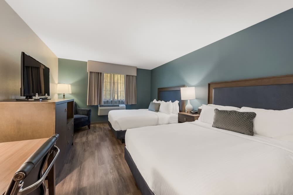 SureStay Plus Hotel by Best Western Highland Poughkeepsie gallery photo in Highland, NY — image 15