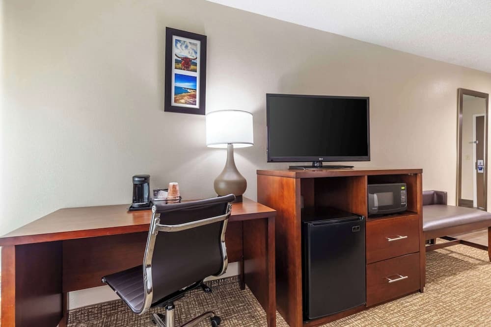 Comfort Inn & Suites Temple - Medical Center gallery photo in Temple, TX — image 12