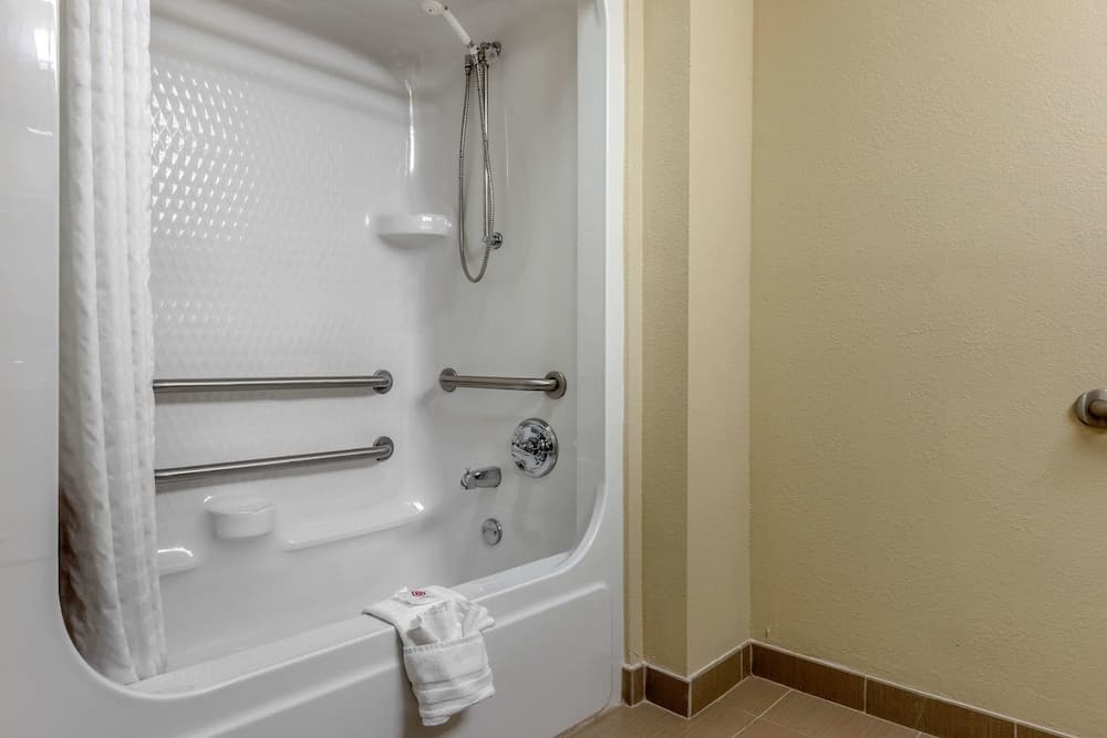 Comfort Suites Johnson City near University gallery photo in Johnson City, TN — image 32