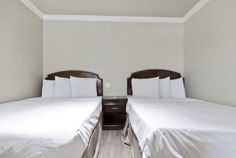 Le Blanc Inn & Suites gallery photo in El Monte, CA — image 82