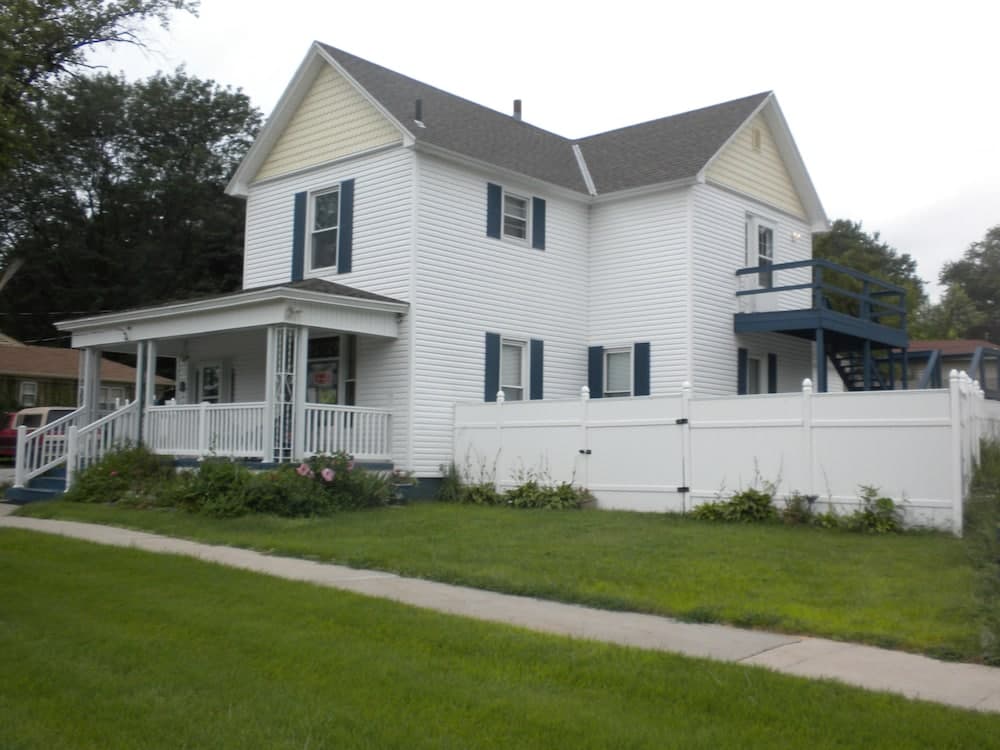 Hillside Cottages — hotel in Missouri Valley, Iowa