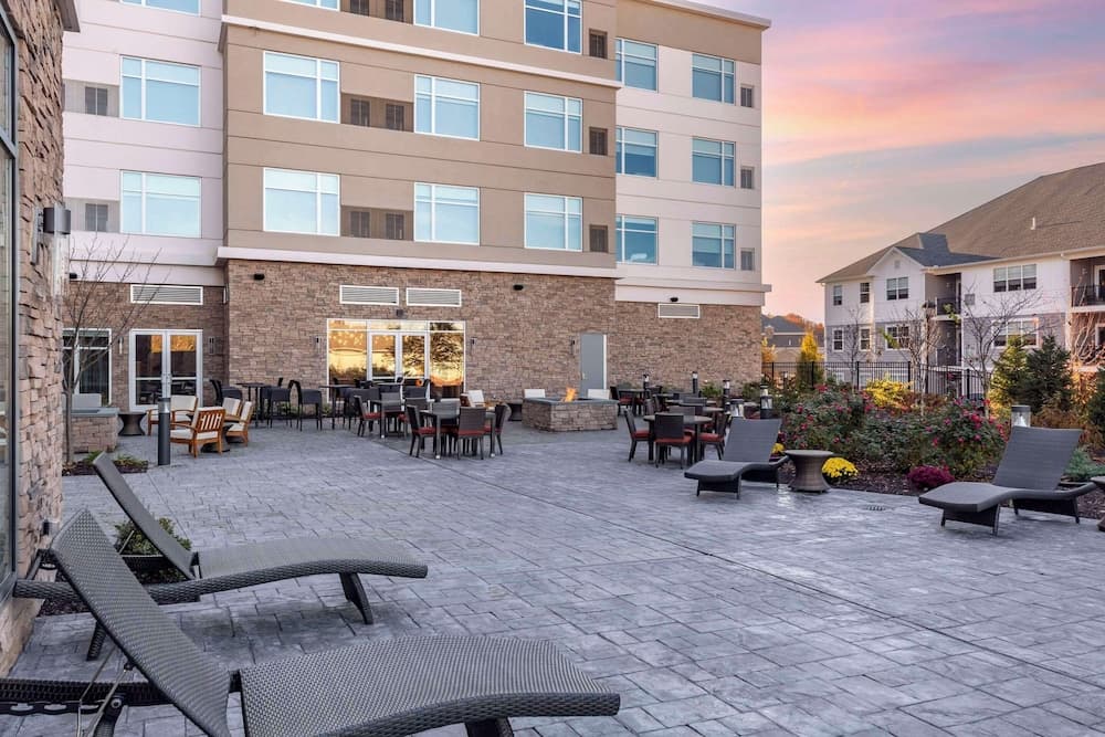 Cambria Hotel Manchester South Windsor gallery photo in South Windsor — image 23