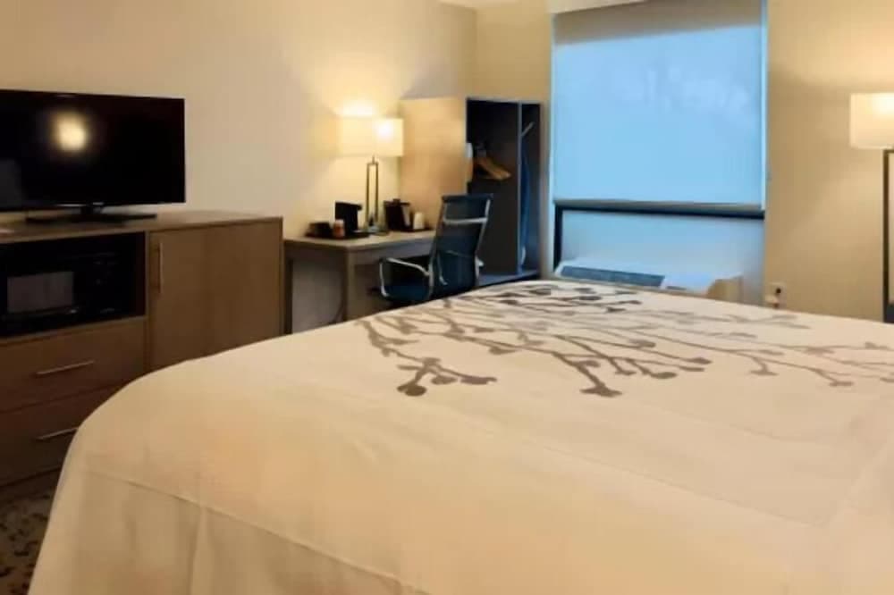 Sleep Inn Chambersburg interior in Chambersburg, PA — gallery photo 2