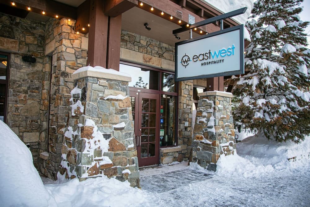 East West Hospitality Tahoe property views in Truckee, CA — gallery photo 3