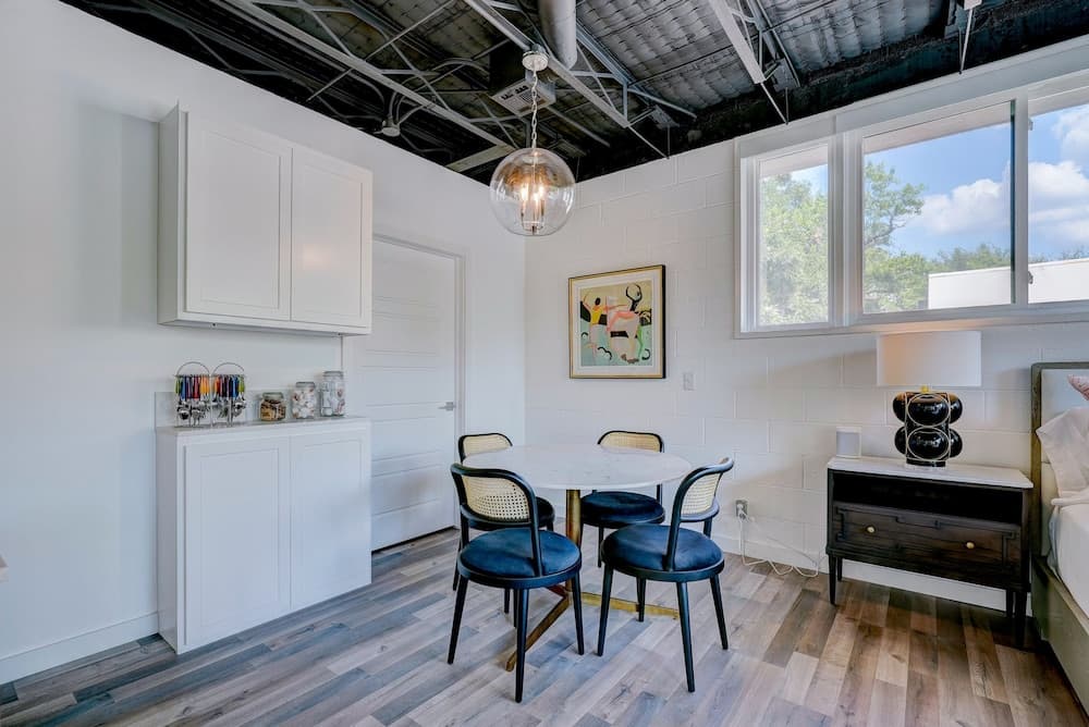6BR Near OU Campus I Great for Big Groups 1010 gallery photo in Norman, OK — image 19