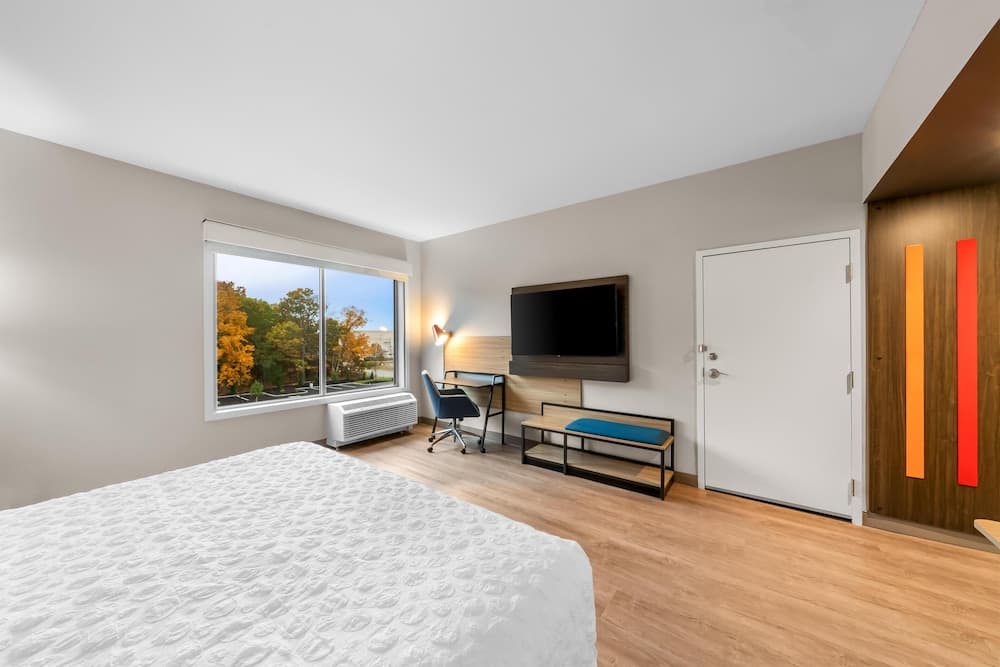 Tru By Hilton Brockton gallery photo in Brockton, MA — image 19