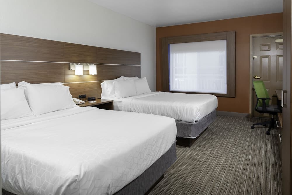 Holiday Inn Express & Suites Interstate 90 by IHG property views in Coeur d'Alene, ID — gallery photo 3