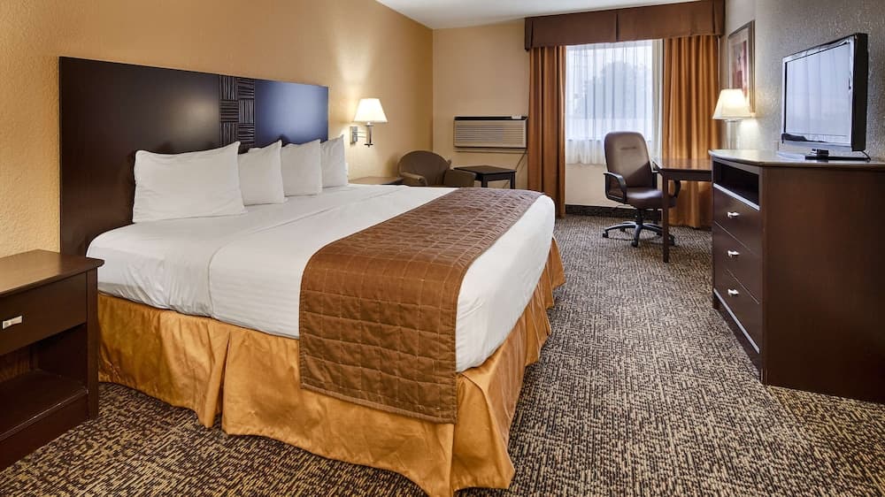 Best Western Inn gallery photo in Elyria, OH — image 7