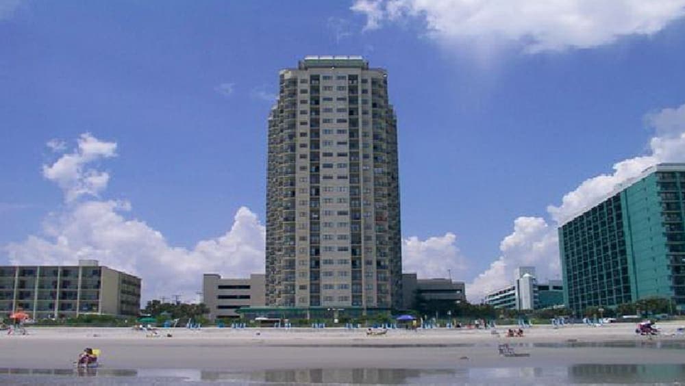 The Palace Resort by MB Rooms for Rent featured exterior or lobby in Myrtle Beach, SC — similar hotel