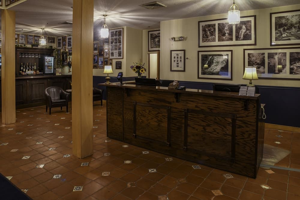La Tourelle Inn & Spa interior in Ithaca, NY — gallery photo 2