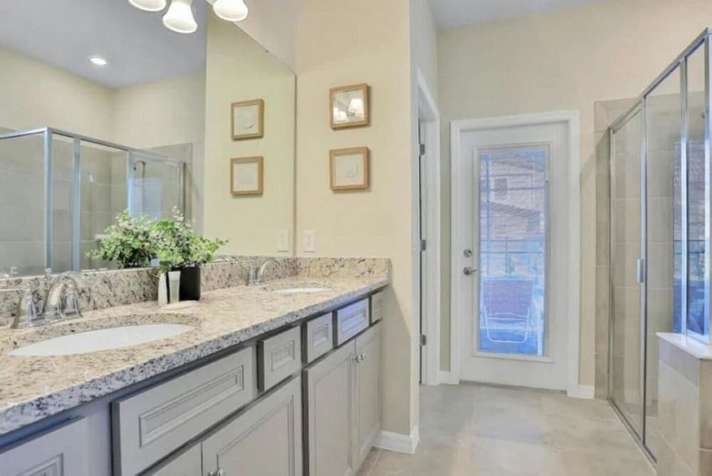 Tempo Trek Lodgings gallery photo in Davenport, FL — image 20