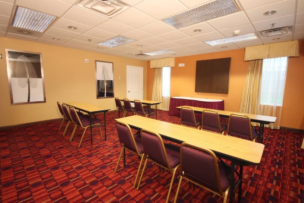 Residence Inn By Marriott Flint gallery photo in Flint, MI — image 7