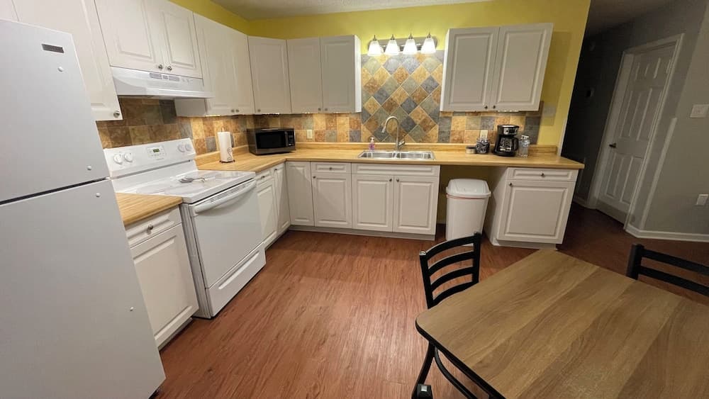 O2 Suites Houma property views in Houma, LA — gallery photo 3