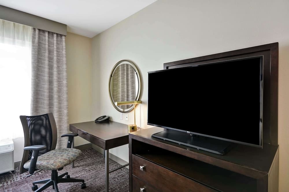 DoubleTree by Hilton Chicago Midway Airport gallery photo in Chicago, IL — image 8
