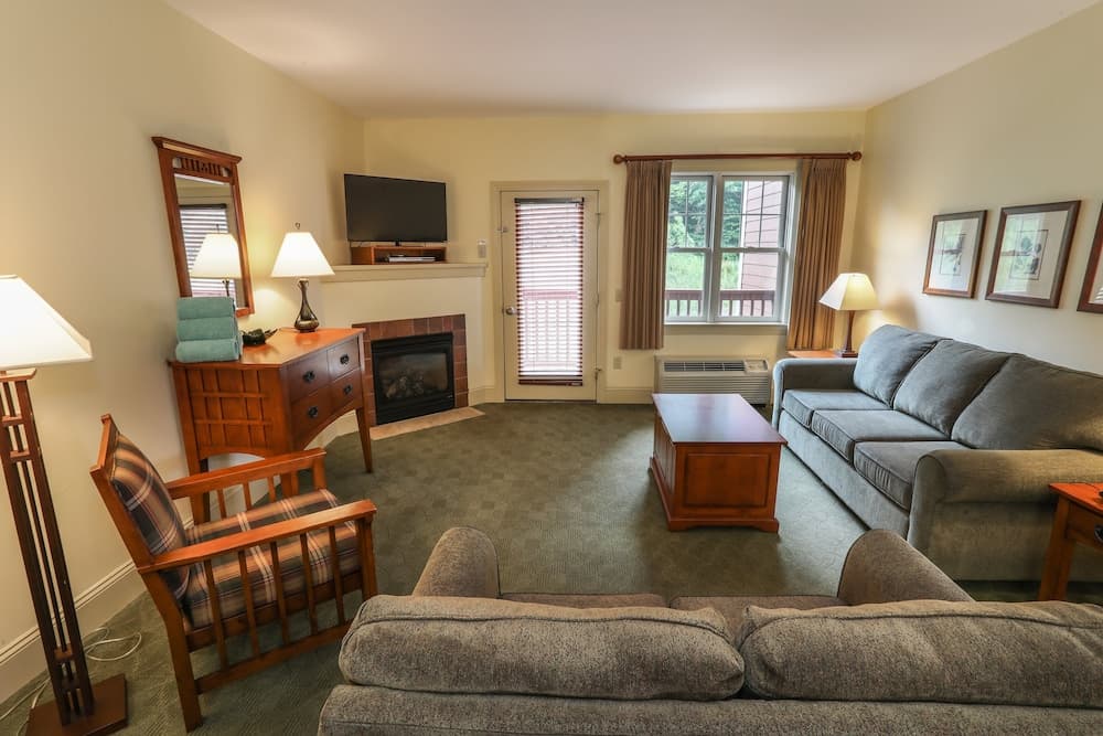 Kaatskill Mountain Club & Condos by Vail Resorts gallery photo in Hunter — image 22
