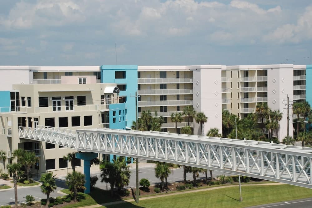 Destin West Vacations featured exterior or lobby in Fort Walton Beach, FL — similar hotel