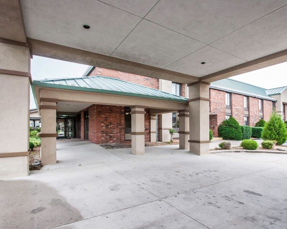 Quality Inn and Suites — hotel in Springfield, Missouri