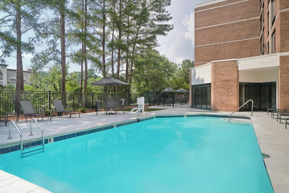 Fairfield by Marriott Inn & Suites Durham interior in Durham, NC — gallery photo 2
