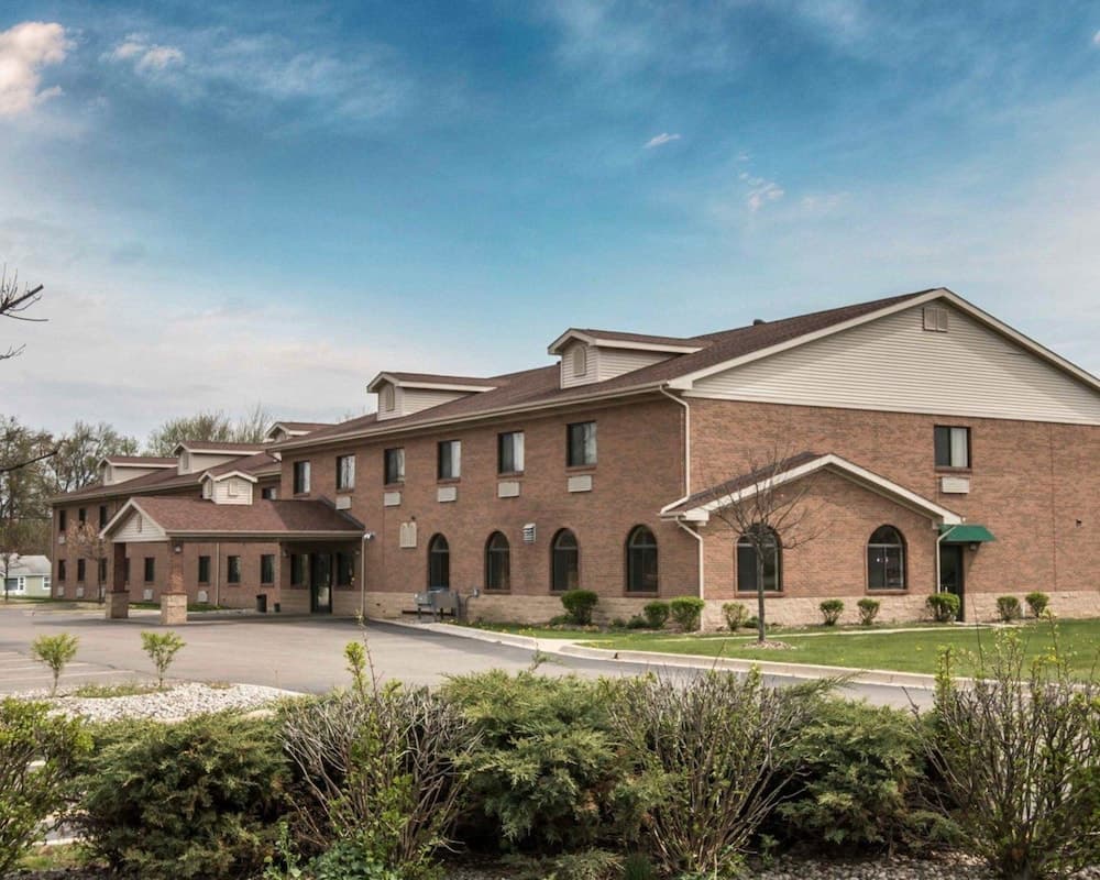 Quality Inn Durand I-69 featured exterior or lobby in Durand, MI — similar hotel