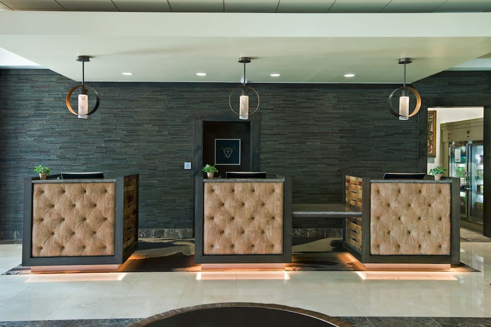 Oxford Suites Sonoma County gallery photo in Rohnert Park, CA — image 8