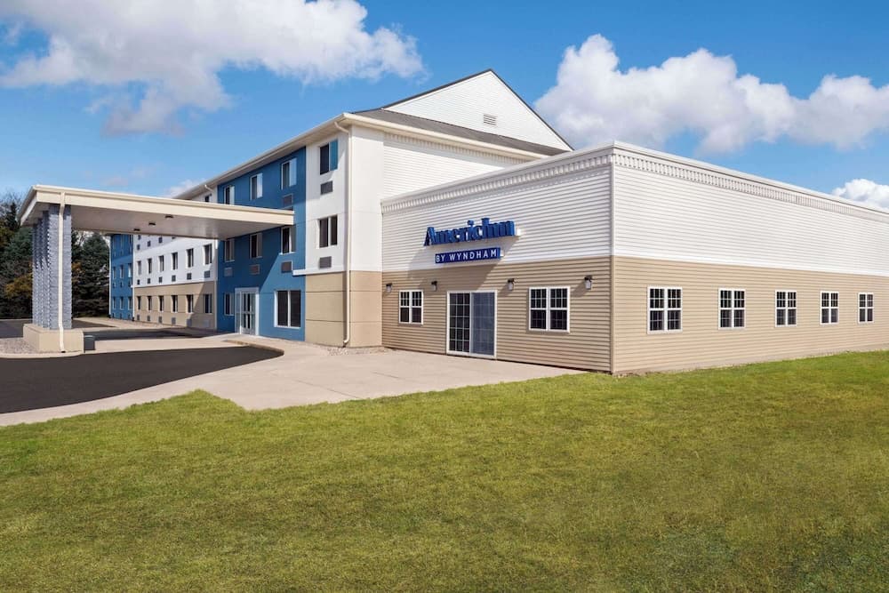 AmericInn by Wyndham Dodgeville featured exterior or lobby in Dodgeville, WI — similar hotel