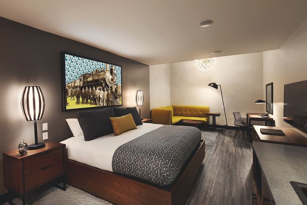 Hotel Vandivort gallery photo in Springfield, MO — image 27