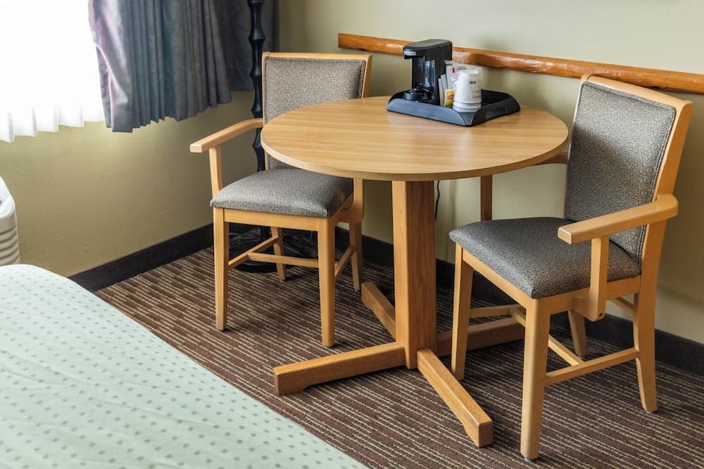 Splash Universe Resort interior in Dundee, MI — gallery photo 2