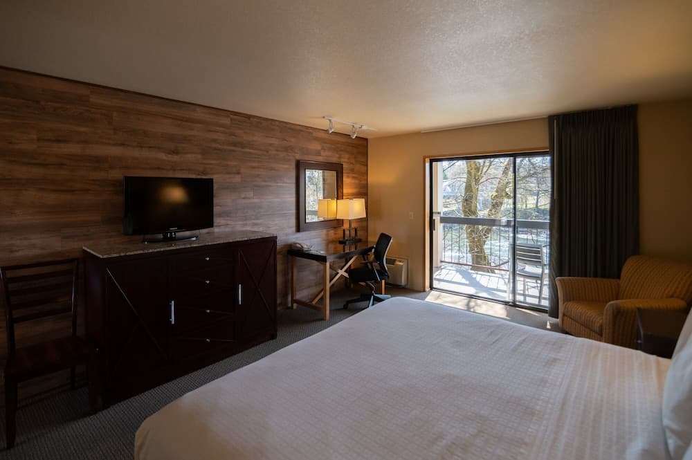 Riverside Inn gallery photo in Grants Pass, OR — image 77