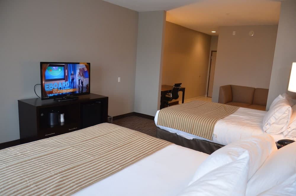Holiday Inn Express Cheektowaga North East by IHG interior in Buffalo, NY — gallery photo 2