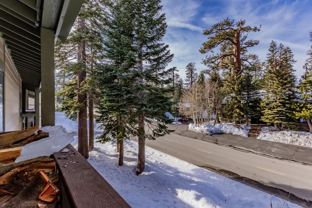 Crestview B44 featured exterior or lobby in Mammoth Lakes, CA — similar hotel