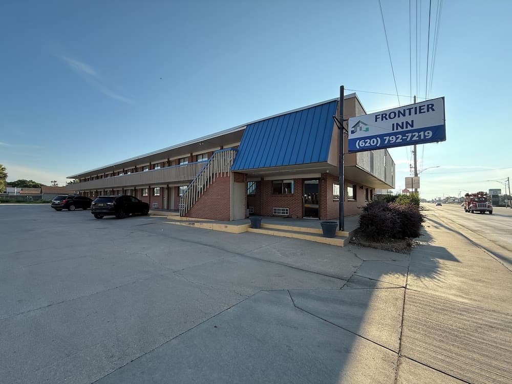 Frontier Inn featured exterior or lobby in Great Bend, KS — similar hotel