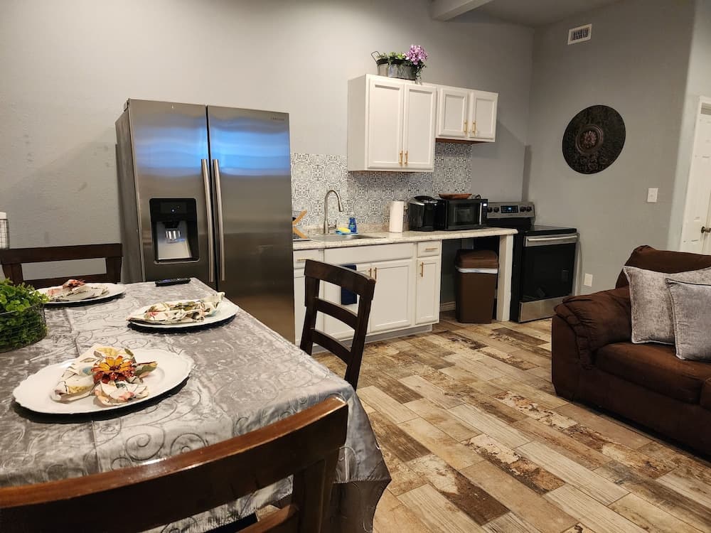 Villa Luna Hotel property views in Eagle Pass, TX — gallery photo 3