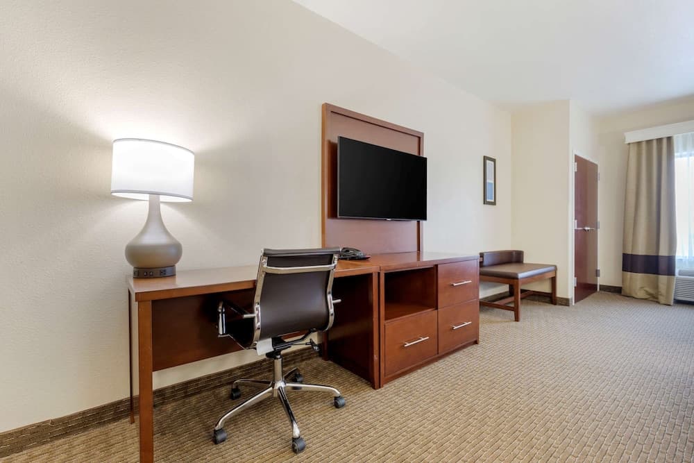 Comfort Suites Copperas Cove gallery photo in Copperas Cove, TX — image 14
