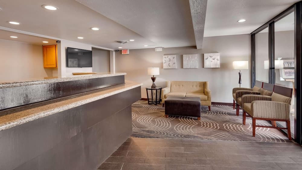 SureStay by Best Western Miles City interior in Miles City, MT — gallery photo 2