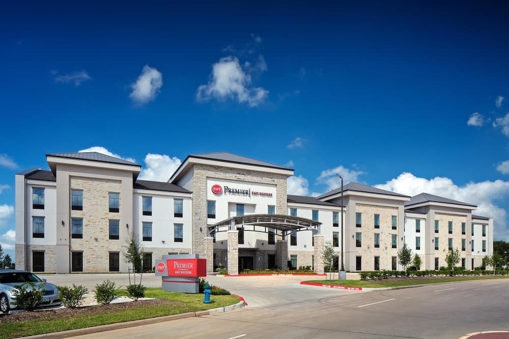 Wyndham Garden Katy Energy Corridor property views in Katy, TX — gallery photo 3