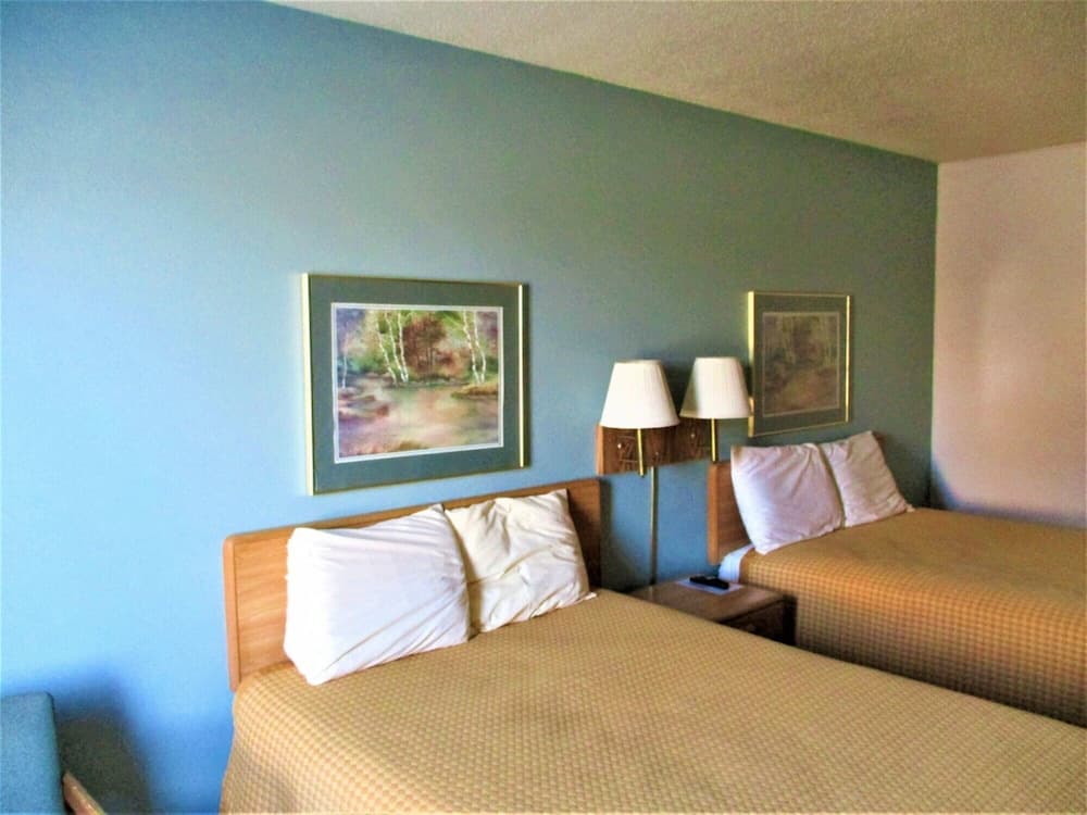 Marifah Inn property views in Williamsburg, IA — gallery photo 3