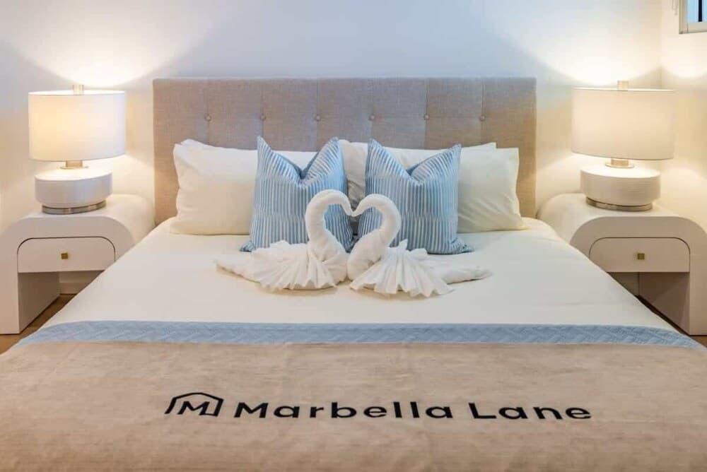 @ Marbella Lane - Penthouse w/ City & Ocean Views property views in Long Beach, CA — gallery photo 3