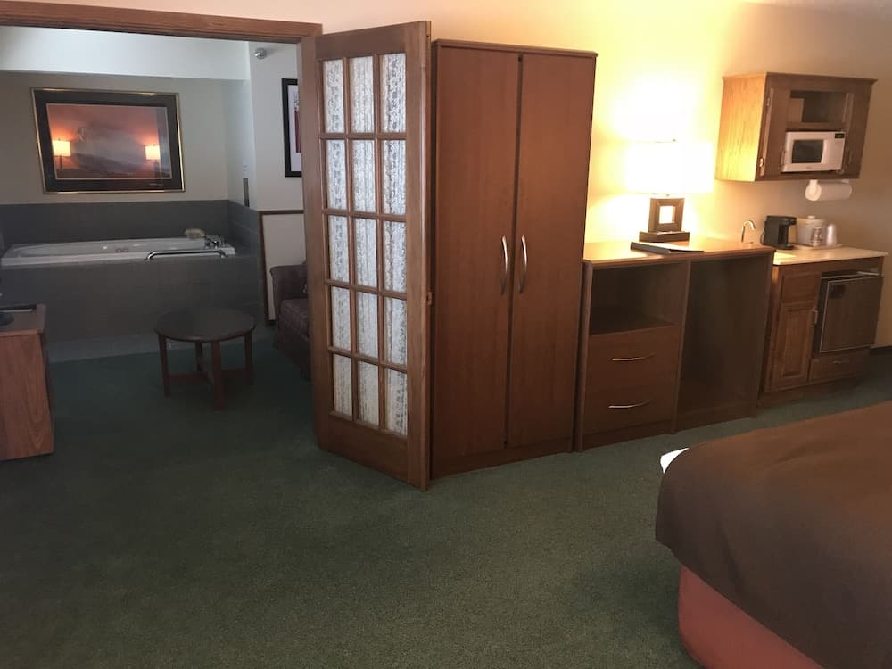 Northwoods Inn & Suites Blackduck property views in Blackduck, MN — gallery photo 3