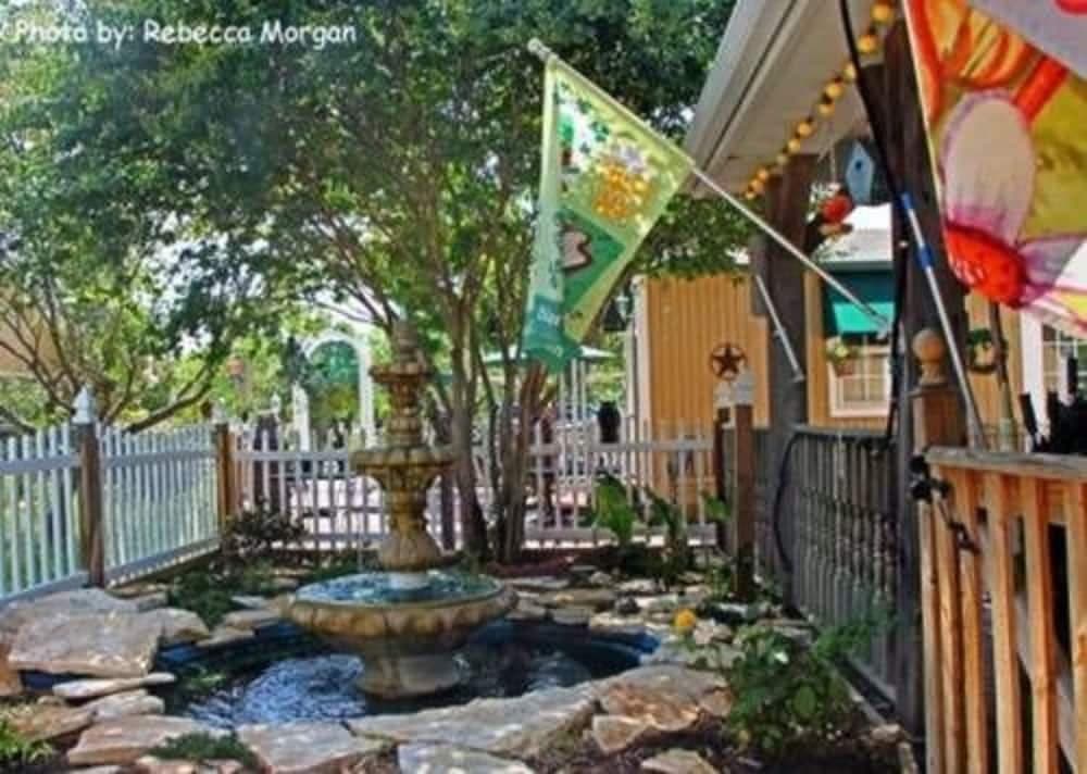 Old Irish Inn gallery photo in Denton, TX — image 14