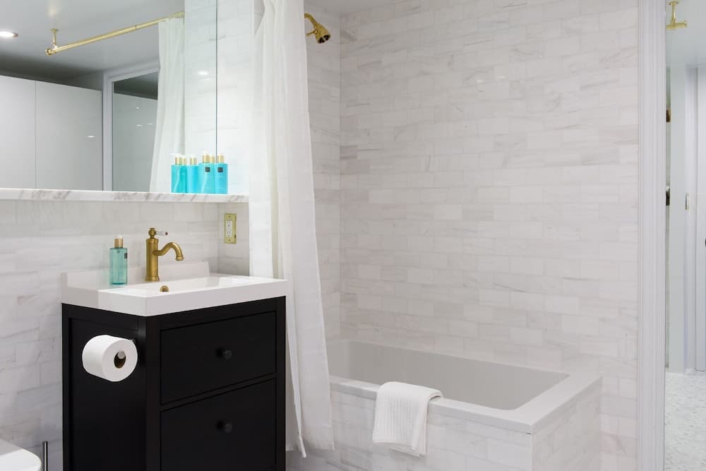 The Bond Townhouse interior in Brooklyn, NY — gallery photo 2