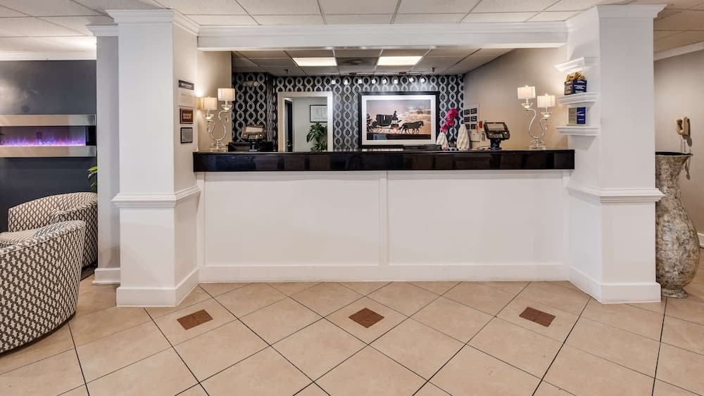 Spark by Hilton Williamsburg Historic Area interior in Williamsburg, VA — gallery photo 2
