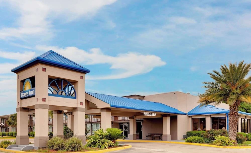 Days Inn by Wyndham Lafayette Near Lafayette Airport — hotel in Lafayette, Louisiana